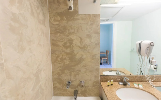 651 Studio Apartment Hollywood Beach