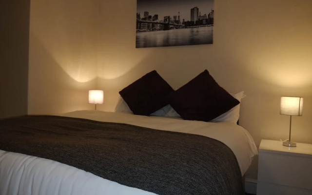 Ashburnham Apartment