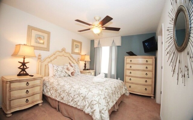 301 Las Fuentes Drive 6 Bedroom Home