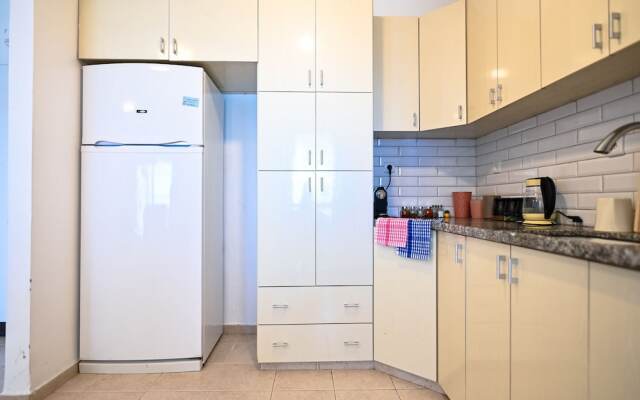 lakeview apartment