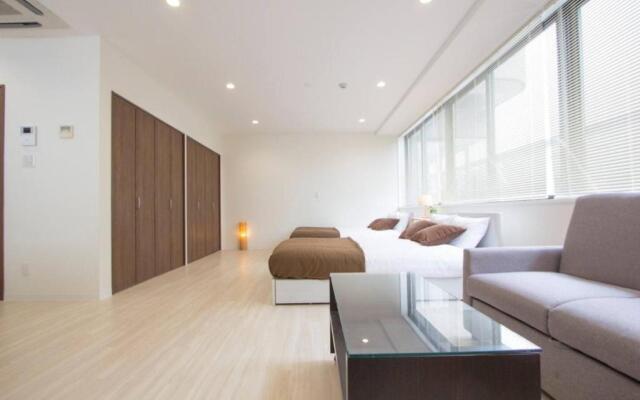 Cozy and Convenient Royal Heights