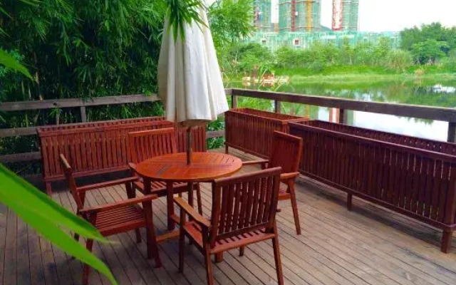 Yuesi Holiday Apartment (Hailv Duty Free City Branch)