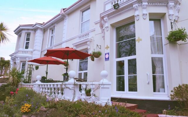 Fleurie Guest House