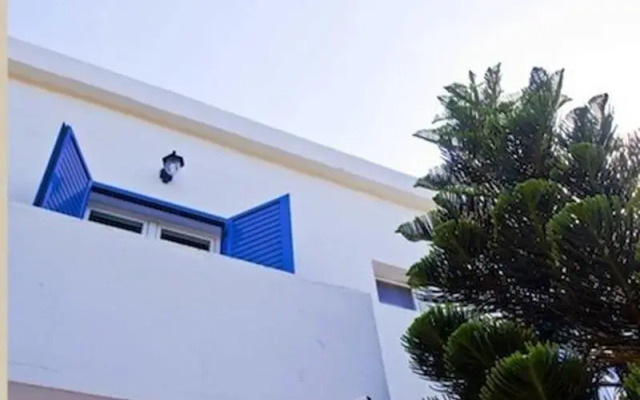 Acropolis Hotel