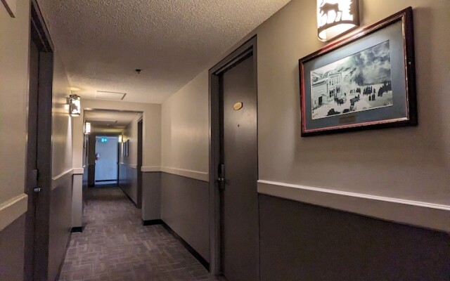 King Edward Hotel