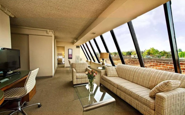 Sonder by Marriott Bonvoy Georgetown C&O Apartments Georgetown