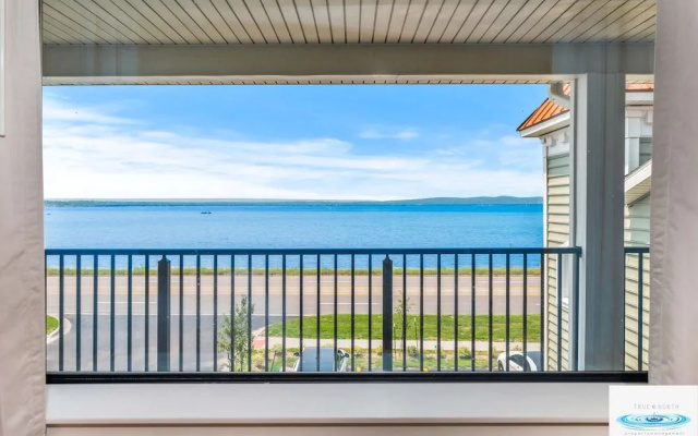 The Gold Coast Inn