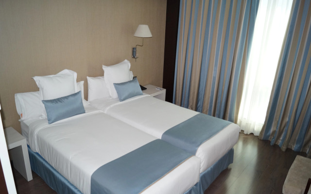 LCB Hotel Fuenlabrada NEW
