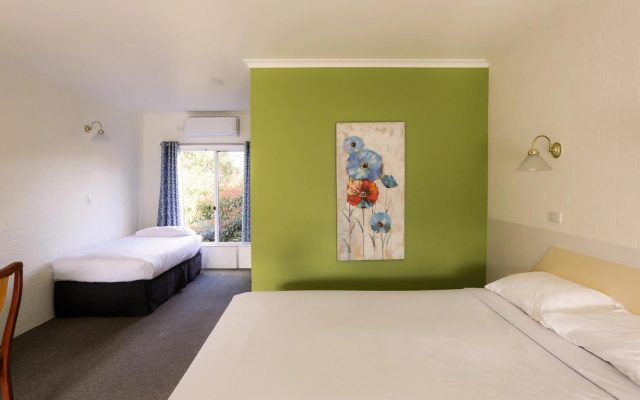 Hepburn Springs Motor Inn – Guest Rooms – Hepburn Springs