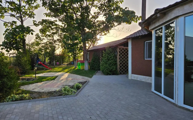 Casa Carmen Salina Artificiala