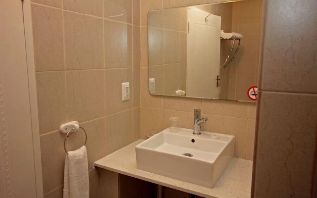 Kwantu Guesthouses