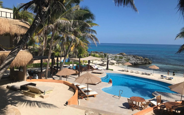 Hotel Playa la Media Luna, Isla Mujeres