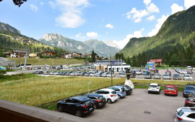 X Alp Hotel