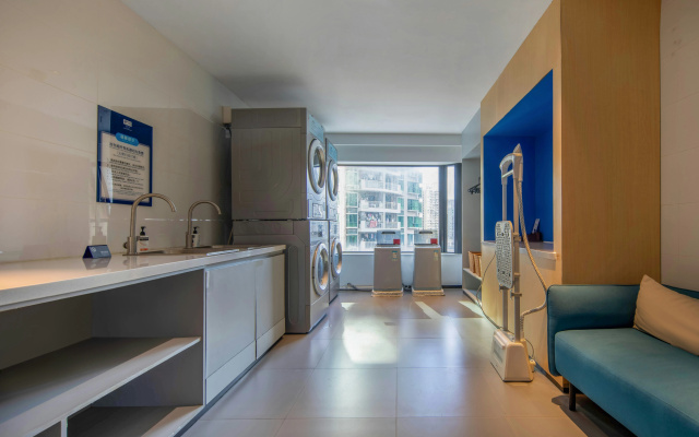 Holiday Inn Express Shenzhen Dongmen by IHG