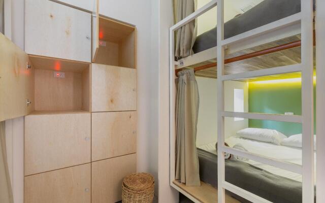 oOstel Smart Capsule Hostel - Tulum Pueblo