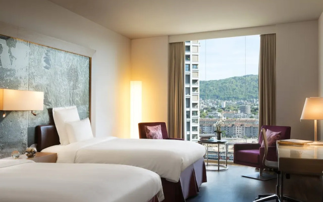 Renaissance Zurich Hotel