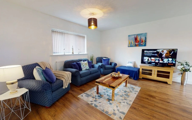 Crown Green View