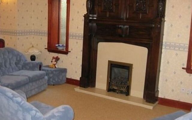Ashmount Hotel