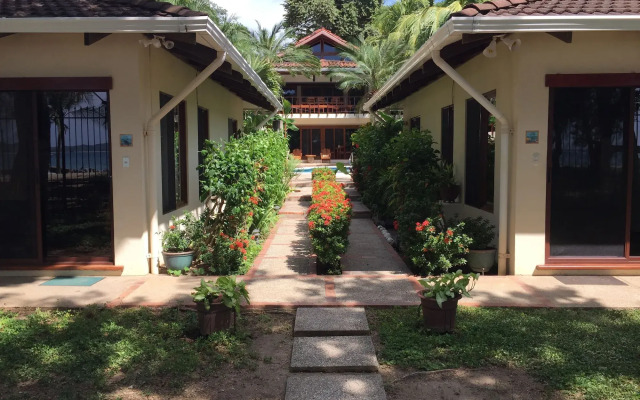 The Coast Beachfront Hotel