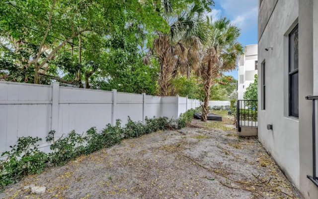 Townhome-10 mins to FTL Beach & Downtown