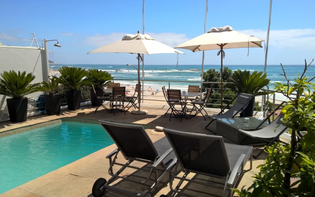 Sea Castle Hotel Camps Bay