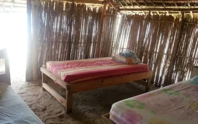 Cabins in Asserya Island - San Blas paradise - meals included