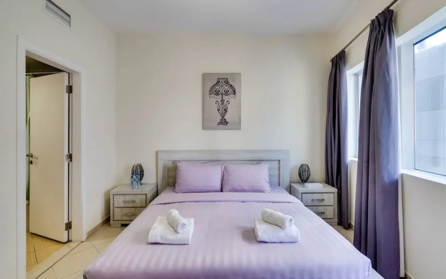 2 Bedroom Apartment Marina