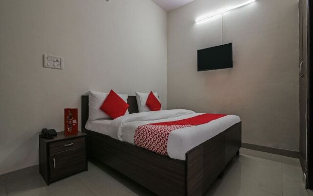 Oyo 15668 Hotel Heaven Inn