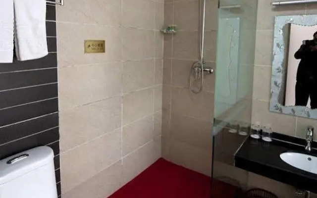 Jiaonan Jin Lan Business Hotel