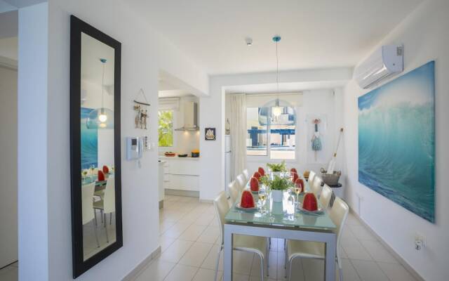 Protaras Seafront Villa Sirina Pearl