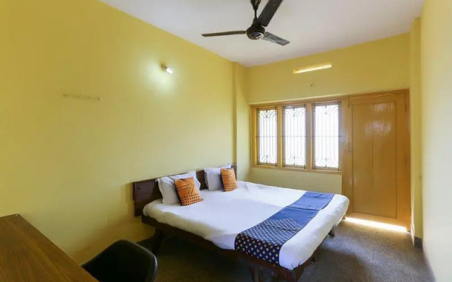 Tkt Tourist Home by OYO Rooms
