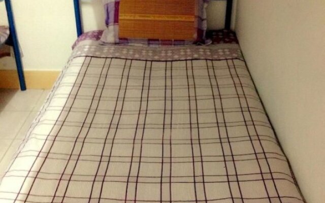 Cha Qing Youth Hostel