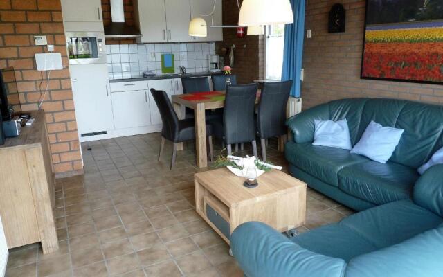 Vacation home Zwaantje #BL66