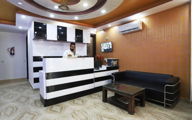 Oyo Flagship 71194 Hotel Br Inn