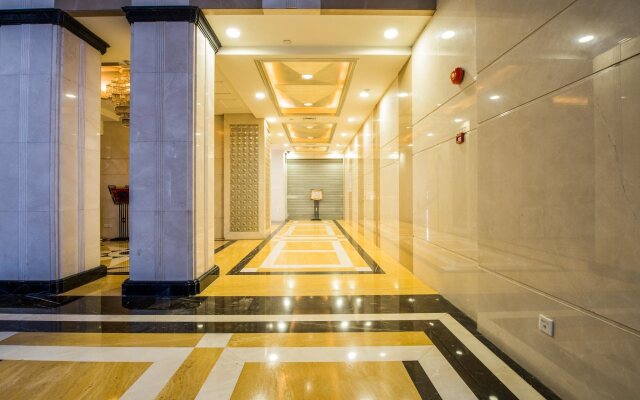 Paramount Gallery Hotel