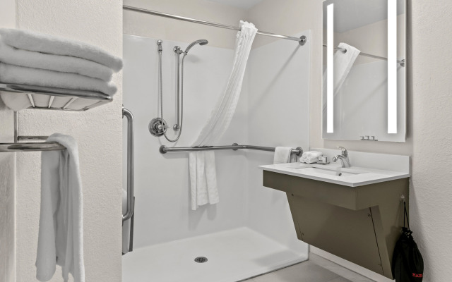 Candlewood Suites HAZLETON by IHG