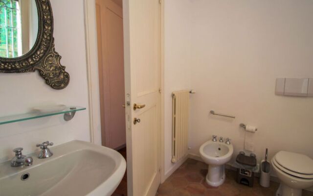 House Amalia Chiavari