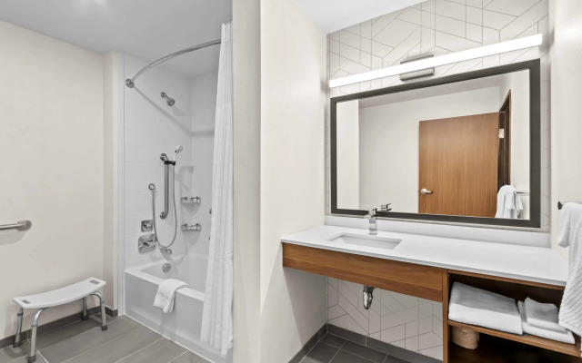Everhome Suites Chandler Phoenix Fashion Center
