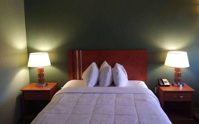 Marble Waters Hotel & Suites, Trademark by Wyndham