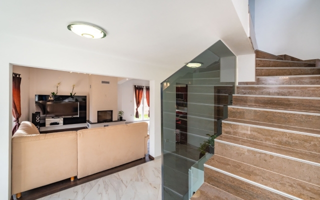 Holiday house Tome - comfortable & modern: Nin, Zadar riviera