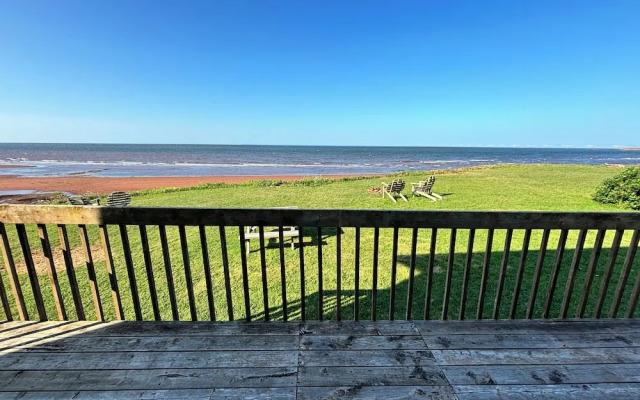 80 Oceanside Cottage