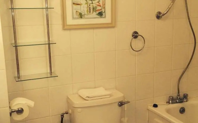 12 Monterey Court Self-Catering