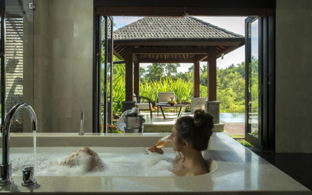 Sanctoo Suites and Villas