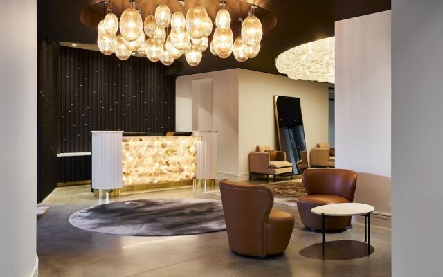 Astina Suites