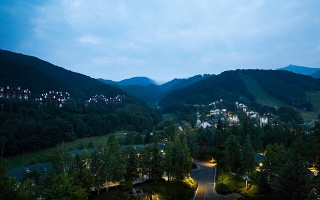 Yongpyong Resort Greenpia Condominium