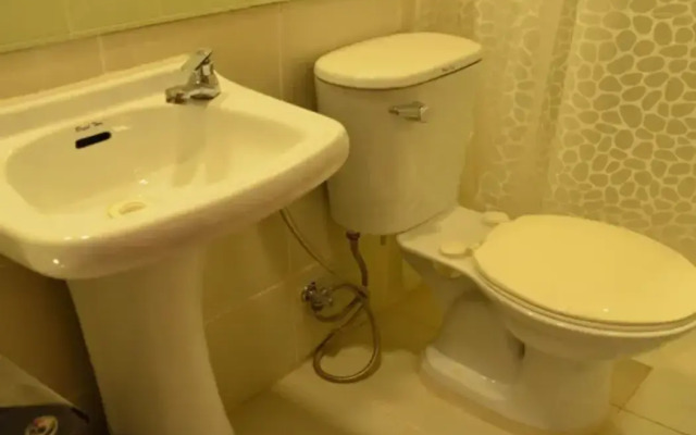 Spot On Junction Hostel