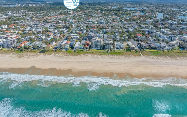 Mermaid Beach Luxury Penthouse