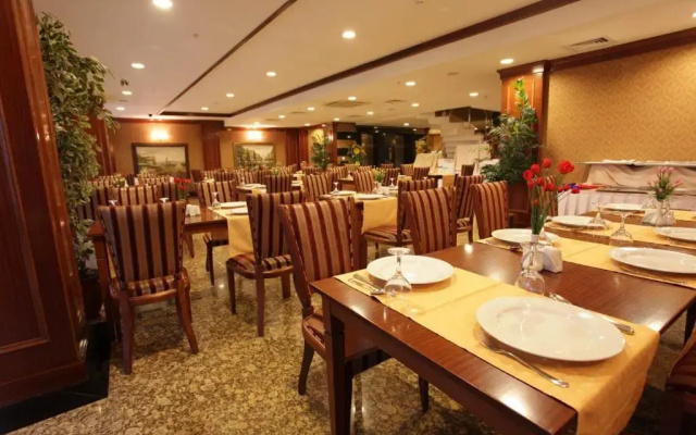 Nova Plaza Orion Hotel