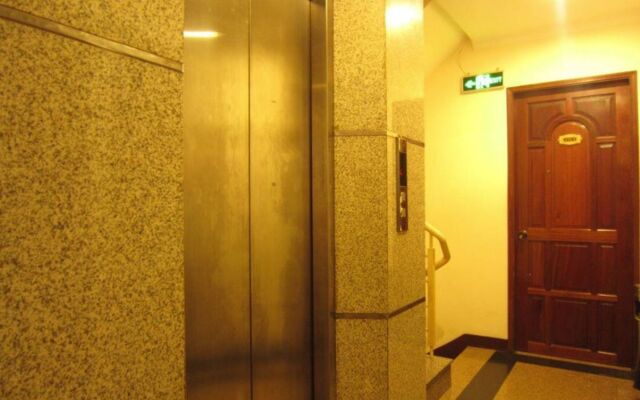 Ava 2 Hotel