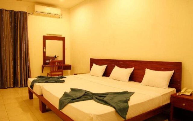 Aarya Hotel